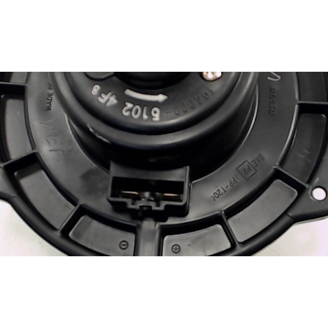 Kachel ventilator motor Mazda MPV (LW19/69) (2002 - 2006) FWD MPV 2.0 CiTD 16V (RF5C)