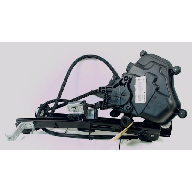 Raammechaniek elektrisch links voor Seat Ibiza IV SC (6J1) (2010 - 2015) Hatchback 3-drs 1.2 TSI (CBZB)