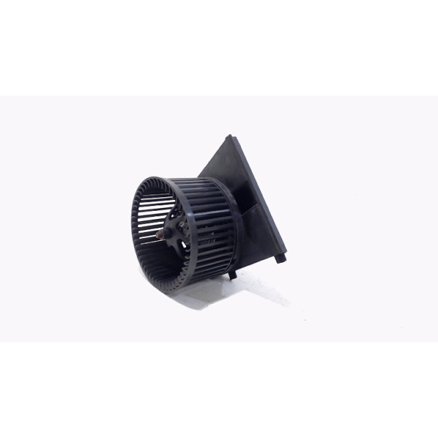 Kachel ventilator motor Skoda Octavia Combi (1U5) (2000 - 2010) Combi 5-drs 1.6 (AVU)