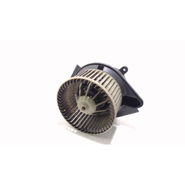 Kachel ventilator motor Renault Master II (FD/HD) (1998 - 2001) Van 2.5 D (S8U-770)