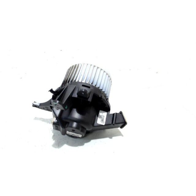 Kachel ventilator motor Fiat 500L (199) (2012 - heden) MPV 1.3 D 16V Multijet Euro 5 (199.B.4000)