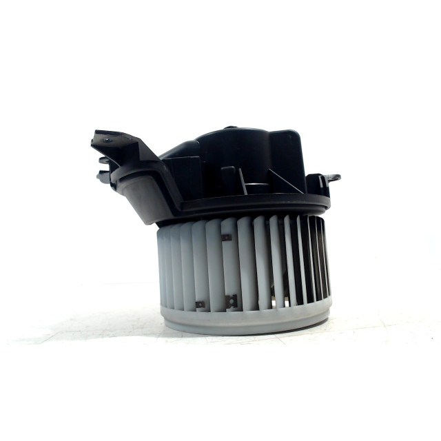 Kachel ventilator motor Opel Combo (2012 - 2018) Van 1.3 CDTI 16V ecoFlex (A13FD)