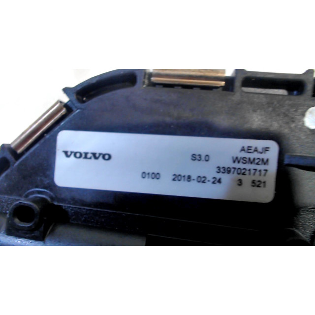 Ruitenwissermotor voor Volvo V90 II (PW) (2016 - heden) 2.0 D5 16V AWD (D4204T23)