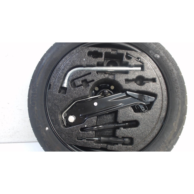 Reservewiel Seat Leon (1P1) (2010 - 2012) Hatchback 5-drs 1.2 TSI (CBZB)