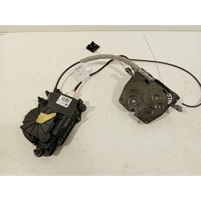 Slot mechaniek kofferdeksel achterklep elektrisch BMW X5 (F15) (2015 - 2018) SUV xDrive 40e PHEV 2.0 (N20-B20A)