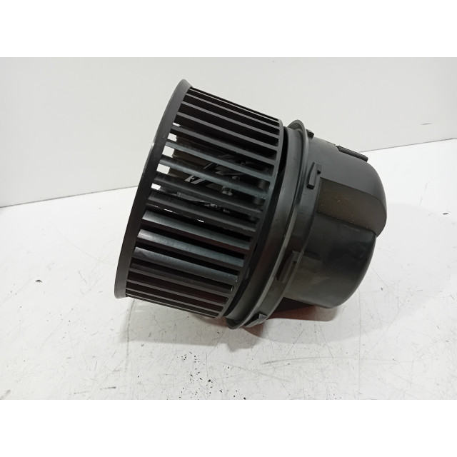 Kachel ventilator motor Ford C-Max (DXA) (2012 - 2019) MPV 1.0 Ti-VCT EcoBoost 12V 125 (M1DA(Euro 5))