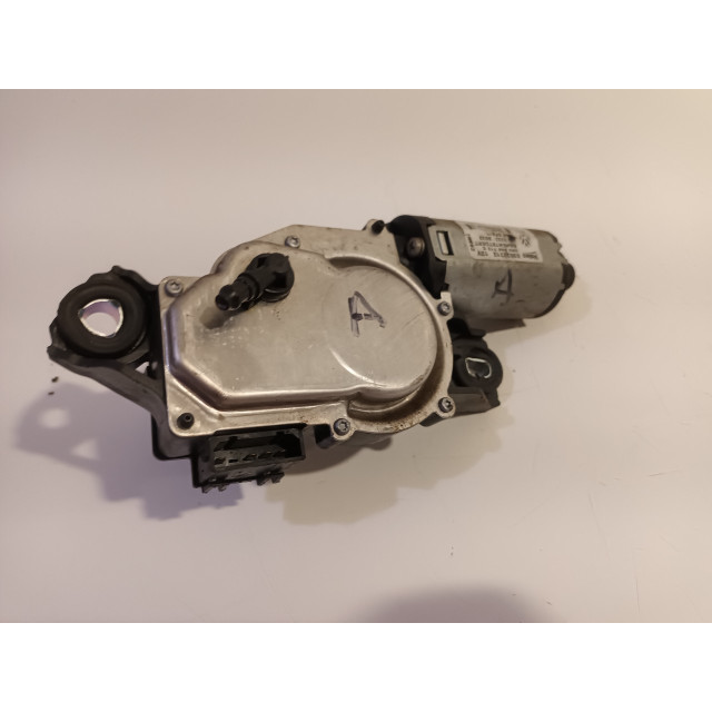 Ruitenwissermotor achter Volkswagen Caddy III (2KA/2KH/2CA/2CH) (2010 - 2015) Van 1.6 TDI 16V (CAYD)