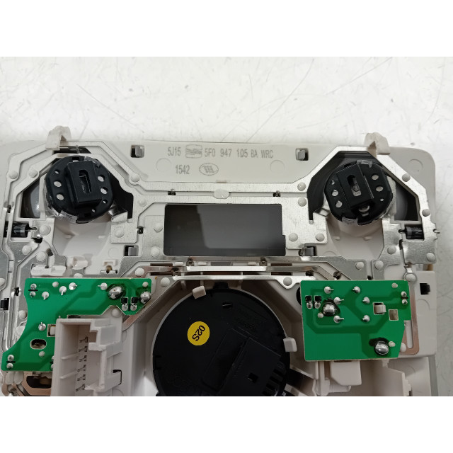 Binnenverlichting Seat Leon (5FB) (2014 - heden) Hatchback 5-drs 1.4 TSI ACT 16V (CZEA)