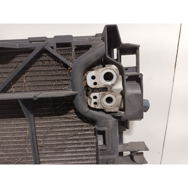 Airco radiateur Mercedes-Benz Vito (447.6) (2014 - heden) Van 1.6 111 CDI 16V (OM622.951(R9M-503))