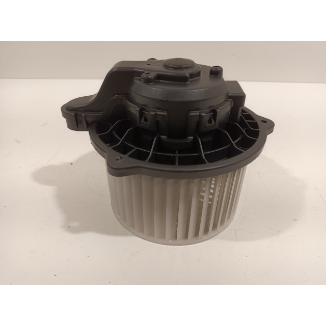 Kachel ventilator motor Kia Picanto (JA) (2017 - heden) Hatchback 1.0 12V (G3LD)