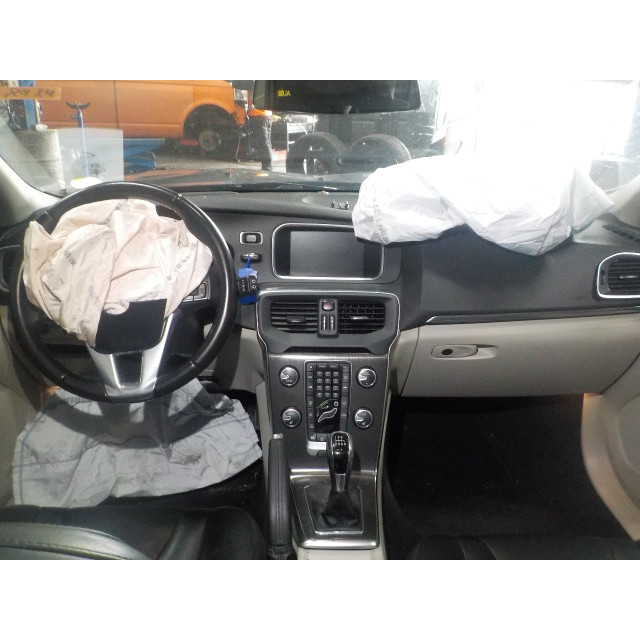 Airbag module Volvo V40 (MV) (2014 - 2019) 2.0 D4 16V (D4204T14)