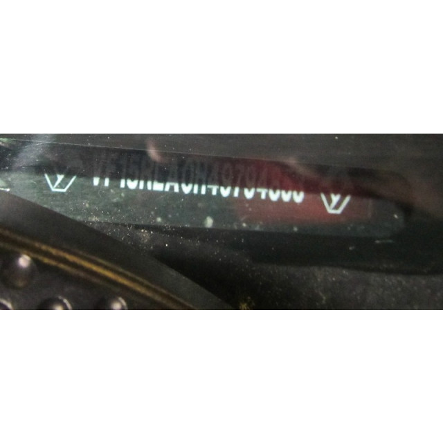 Koelvloeistof reservoir Renault Clio IV (5R) (2012 - heden) Hatchback 0.9 Energy TCE 12V (H4B-400(H4B-A4))
