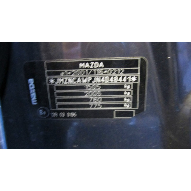 Ruitenwissermotor achter Mazda 2 (NB/NC/ND/NE) (2003 - 2007) Hatchback 1.4 16V (FXJA)