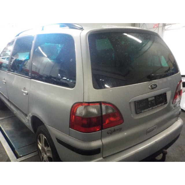 Remklauw rechts voor Ford Galaxy (WGR) (2000 - 2006) MPV 1.9 TDI (AUY)
