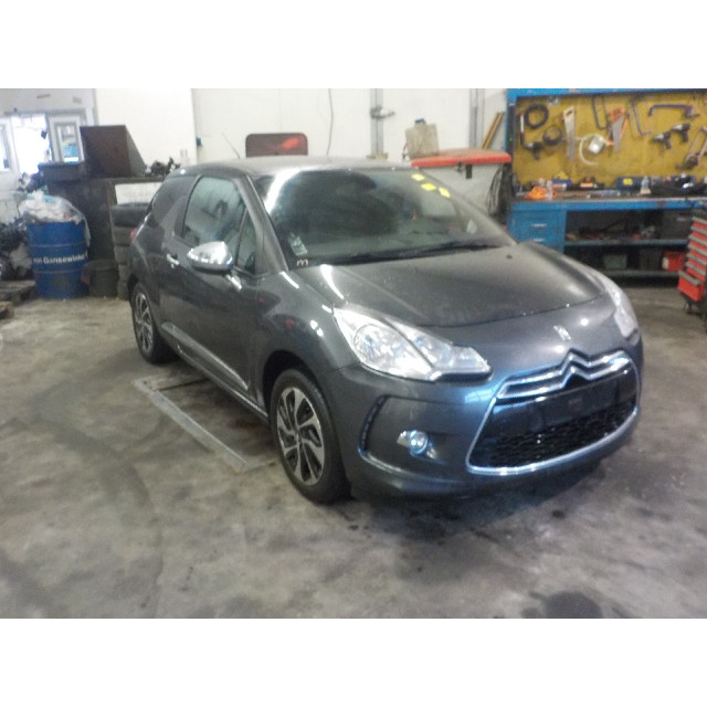 Radio bediening Citroën DS3 (SA) (2009 - 2015) Hatchback 1.6 e-HDi (DV6DTED(9HP))