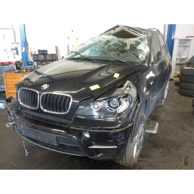 Remklauw links achter BMW X5 (E70) (2010 - 2013) SUV xDrive 35d 3.0 24V (N57-D30A)
