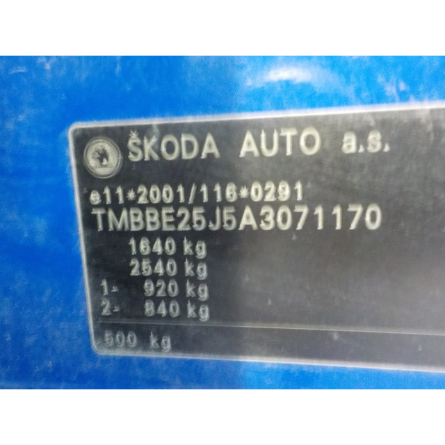 Veerpoot rechts voor Skoda Fabia II (5J) (2007 - 2010) Hatchback 5-drs 1.4 TDI 70 (BNM)