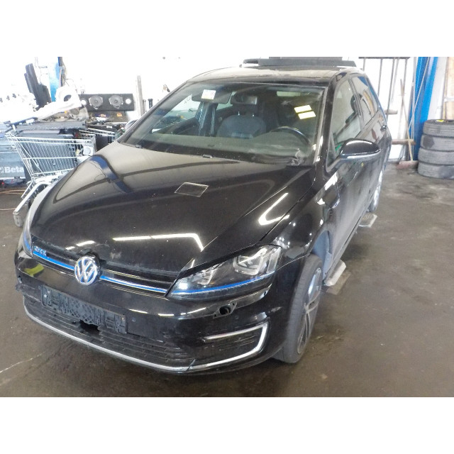 Raammechaniek elektrisch rechts voor Volkswagen Golf VII (AUA) (2014 - 2020) Hatchback 1.4 GTE 16V (CUKB)