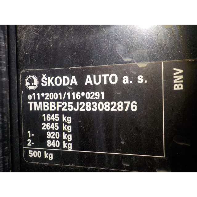 Veiligheidsgordel rechts voor Skoda Fabia II (5J) (2007 - 2010) Hatchback 1.4 TDI 80 (BNV)
