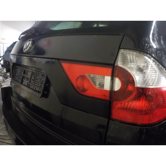 Remklauw links achter BMW X3 (E83) (2004 - 2008) SUV 3.0d 24V (M57N2-D30(306D3))