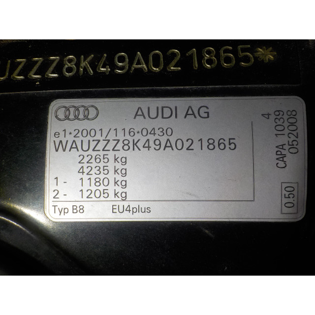 Remklauw links voor Audi A4 Avant (B8) (2008 - 2012) A4 Avant Quattro Combi 3.0 TDI V6 24V (CAPA)