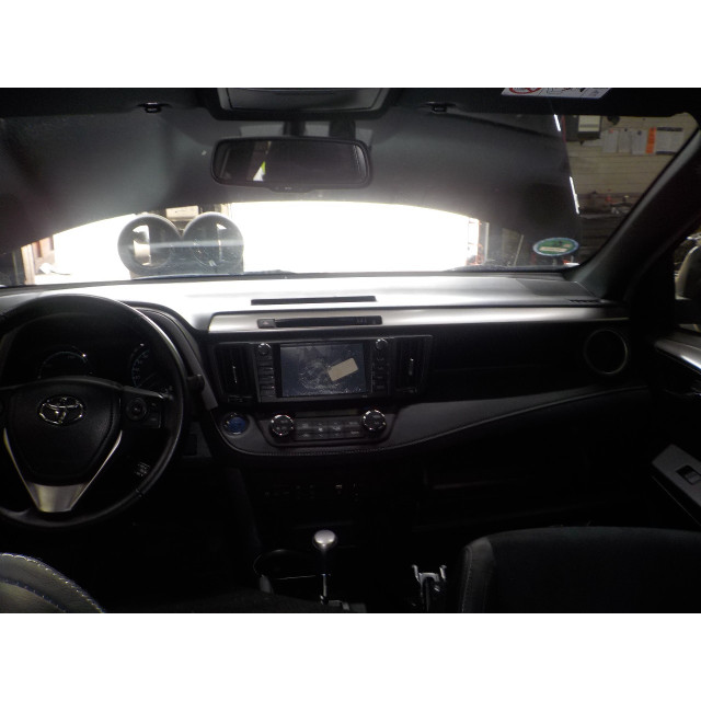 Motorsteun voor Toyota RAV4 (A4) (2015 - 2019) Terreinwagen 2.5 Hybrid 16V VVT-i 4x2 (2ARFXE(Euro 6))