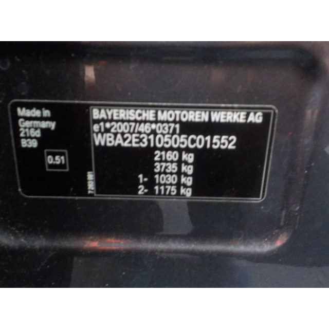 Veiligheidsgordel rechts achter BMW 2 serie Gran Tourer (F46) (2015 - heden) MPV 216d 1.5 TwinPower Turbo 12V (B37-C15A)