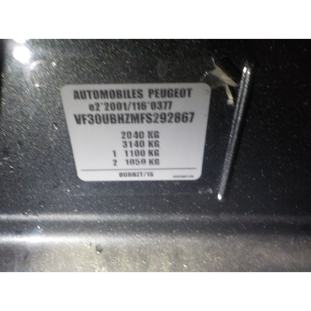 Achterlicht kofferdeksel achterklep rechts Peugeot 3008 I (0U/HU) (2014 - 2016) MPV 1.6 BlueHDi 120 (DV6FC(BHZ))