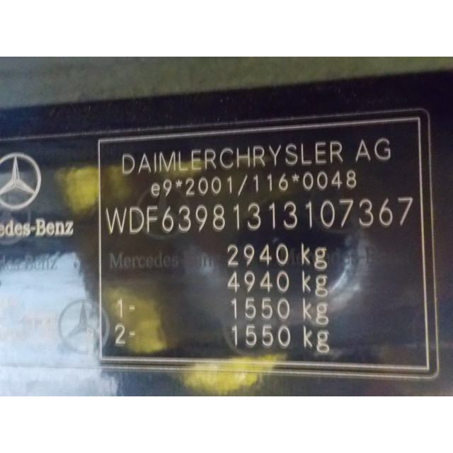 Remklauw rechts voor Mercedes-Benz Viano (639) (2003 - 2010) MPV 2.2 CDI 16V (OM646.982)