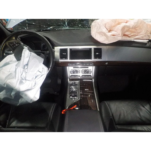 Gordijn airbag links Jaguar XF (CC9) (2011 - 2015) Sedan 2.2 D 16V (224DT)