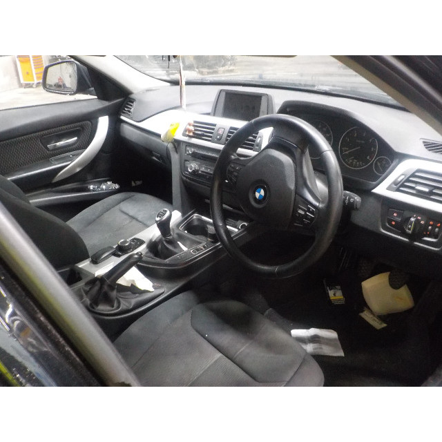 Computer motormanagement BMW 3 serie (F30) (2012 - 2018) Sedan 316d 2.0 16V (N47-D20C)
