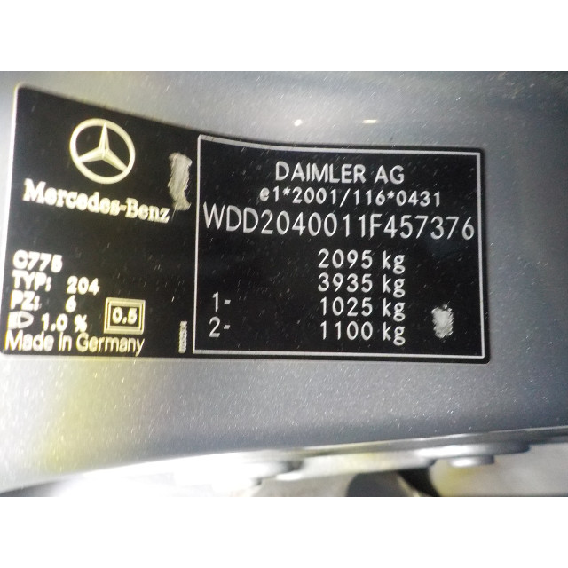 Aandrijfas rechts achter Mercedes-Benz C (W204) (2009 - 2014) Sedan 2.2 C-200 CDI 16V BlueEFFICIENCY (OM651.913)