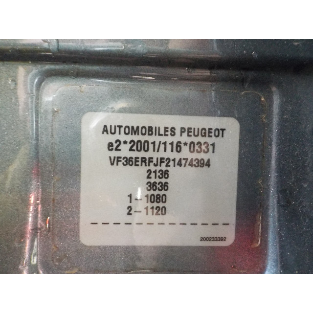 Veiligheidsgordel rechts voor Peugeot 407 SW (6E) (2005 - 2010) Combi 2.0 16V (EW10A(RFJ))