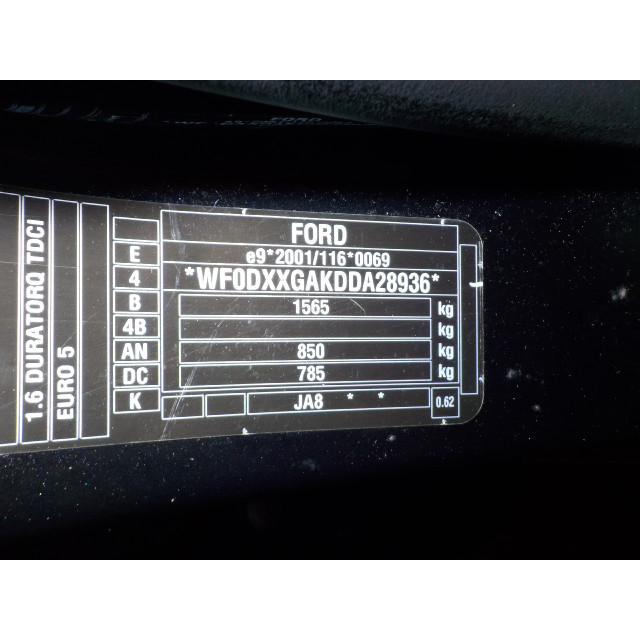 Aandrijfas links voor Ford Fiesta 6 (JA8) (2010 - 2015) Hatchback 1.6 TDCi 95 (T3JA(Euro 5))