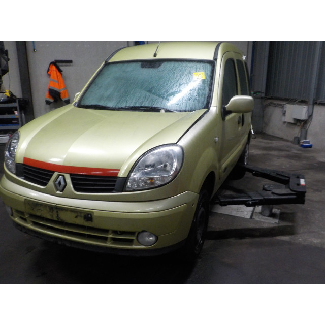 Bumper voor Renault Kangoo (KC) (2001 - 2008) MPV 1.6 16V (K4M-752)