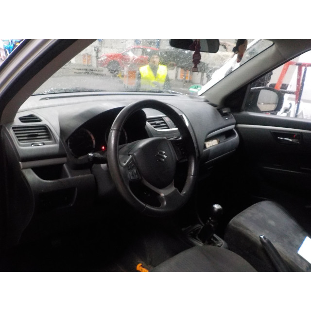 Portier rechts achter Suzuki Swift (ZA/ZC/ZD) (2010 - 2017) Hatchback 1.2 16V (K12B)