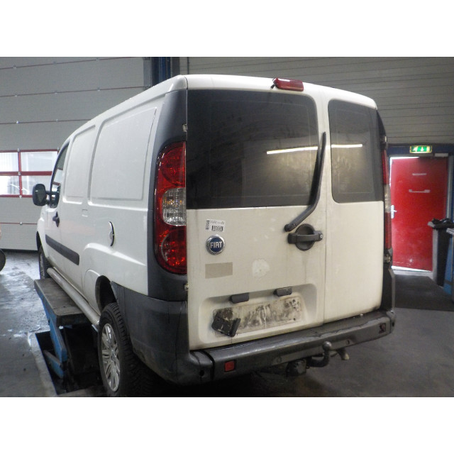 Motorkap Fiat Doblo Cargo (223) (2003 - 2010) Van 1.9 JTD (223.B.1000)