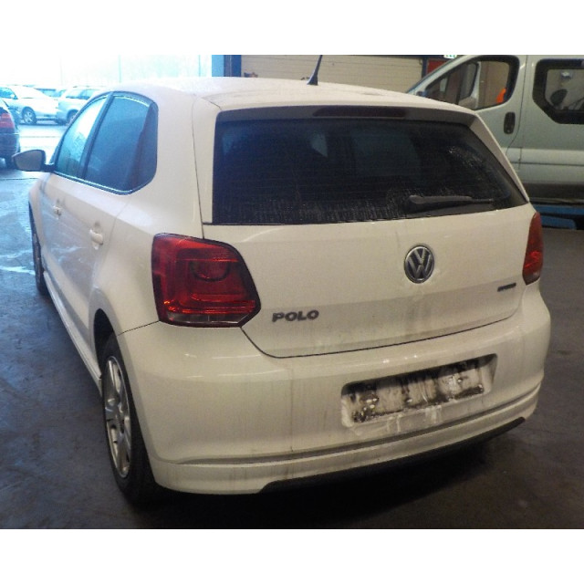 Ruitenwissermotor achter Volkswagen Polo V (6R) (2009 - 2014) Hatchback 1.2 TDI 12V BlueMotion (CFWA(Euro 5))