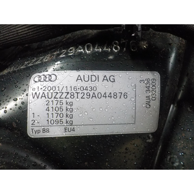 Uitlaatspruitstuk Audi S5 (8T3) (2007 - 2011) Coupé 4.2 V8 40V (CAUA(Euro 5))