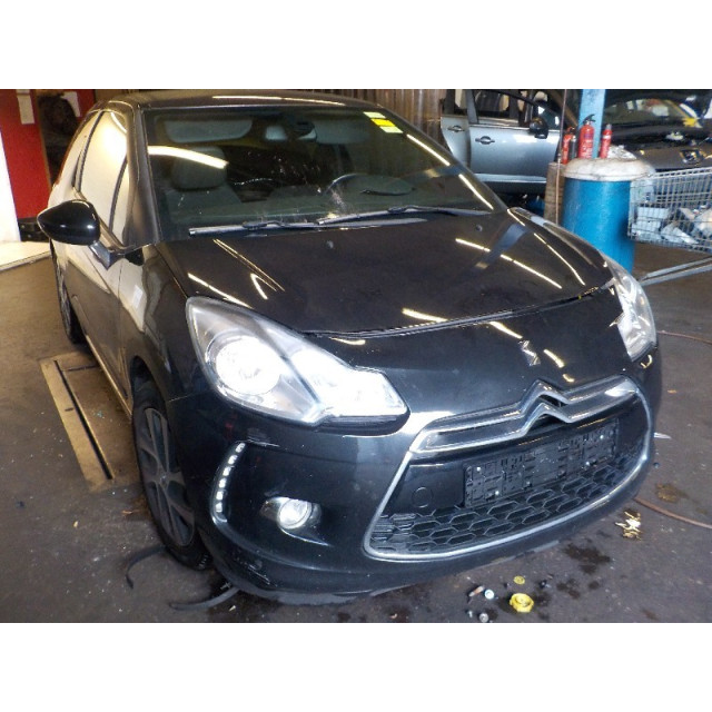 Portier rechts voor Citroën DS3 (SA) (2009 - 2015) Hatchback 1.6 e-HDi (DV6DTED(9HP))