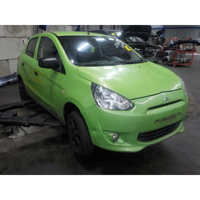 Airbag passagier Mitsubishi Space Star (A0) (2012 - heden) Space Star Hatchback 1.0 12V Mivec AS&G (3A90)