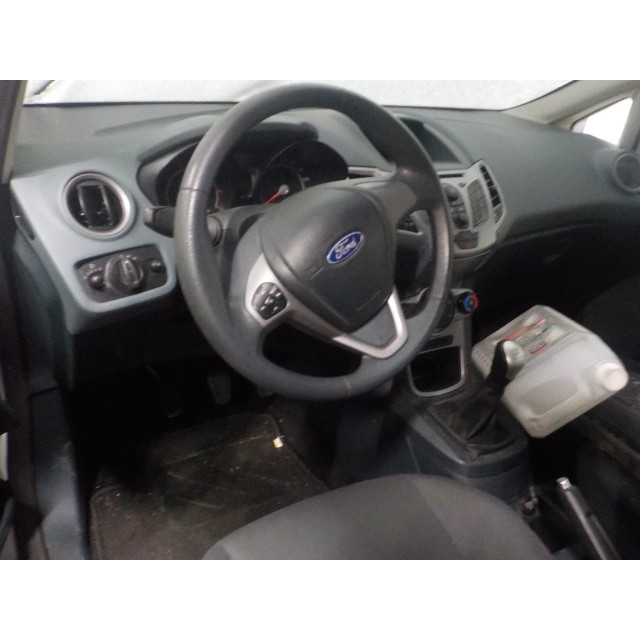 Spiegel buiten links elektrisch Ford Fiesta 6 (JA8) (2008 - 2017) Hatchback 1.25 16V (STJA(Euro 5))