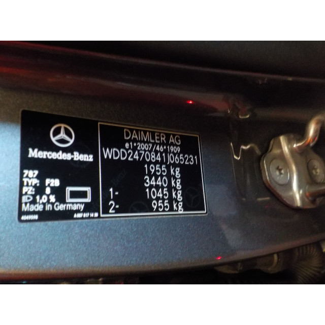 Schokbreker links achter Mercedes-Benz B (W247) (2018 - 2025) Hatchback 1.3 B-180 Turbo 16V (M282.914)