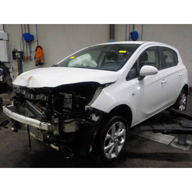 Veiligheidsgordel rechts voor Opel Corsa E (2014 - 2019) Hatchback 1.0 SIDI Turbo 12V (B10XFT(Euro 6))
