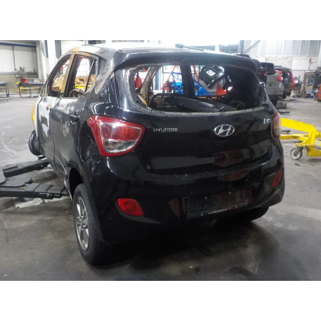 Bumperbalk achter Hyundai i10 (B5) (2013 - 2020) Hatchback 1.0 12V (G3LA)