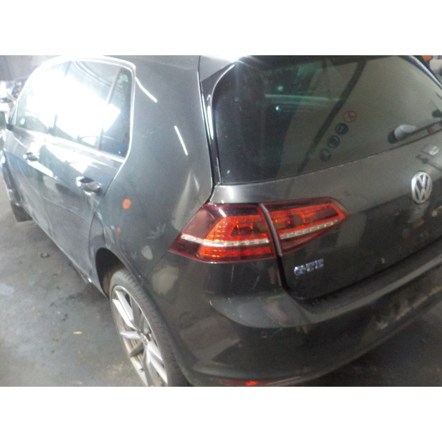 Verwarmingselement kachelhuis Volkswagen Golf VII (AUA) (2014 - 2020) Hatchback 1.4 GTE 16V (CUKB)