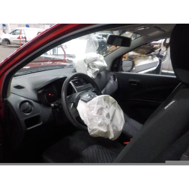 Veiligheidsgordel midden achter Suzuki Celerio (LF) (2016 - heden) Hatchback 1.0 12V Dualjet (K10C)
