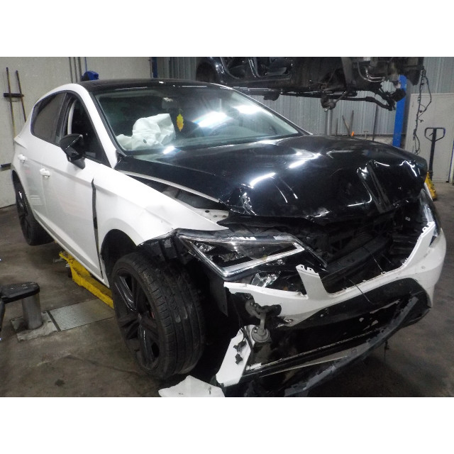 Ruitenwisser mechaniek voor Seat Leon (5FB) (2014 - heden) Hatchback 5-drs 1.4 TSI ACT 16V (CZEA)