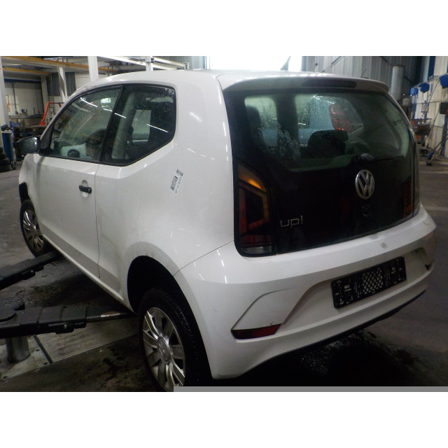 Veiligheidsgordel rechts voor Volkswagen Up! (121) (2011 - 2020) Hatchback 1.0 12V 60 (CHYA)