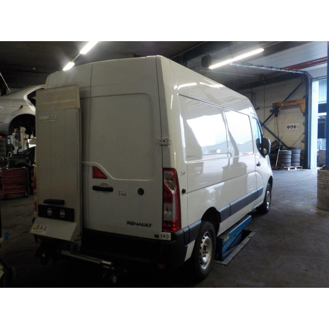 Remklauw rechts voor Renault Master IV (MA/MB/MC/MD/MH/MF/MG/MH) (2010 - 2014) Van 2.3 dCi 16V (M9T-B6)